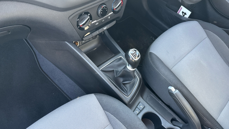 Hyundai i20 1.2 MPi SE 5dr Petrol Hatchback